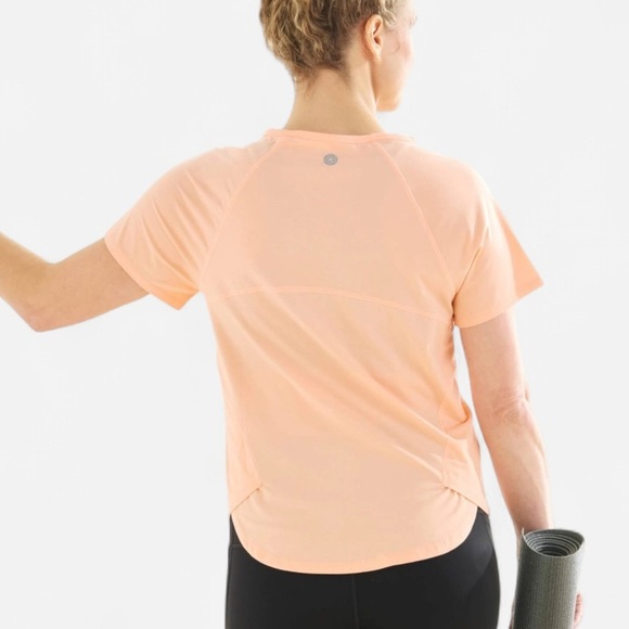 Isabella Active Wear Coral Short Sleeve Activewear Top - Picture 1 of 8